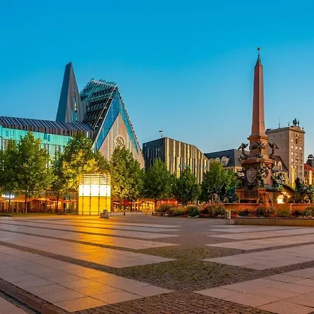 Gemuetliche In Zentrum Mit Terrasse 아파트 *