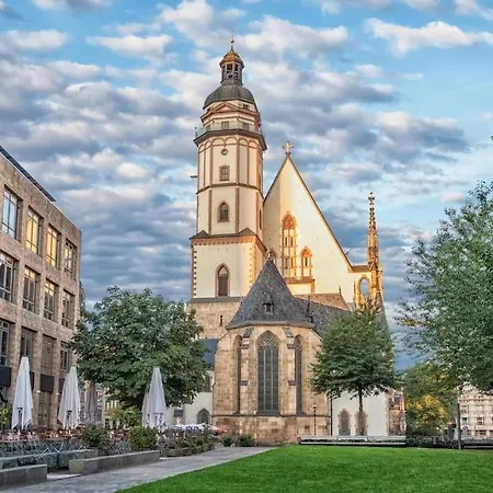 Gemuetliche In Zentrum Mit Terrasse Apartment *