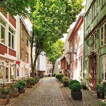 Gemuetliche In Zentrum Mit Terrasse Apartman