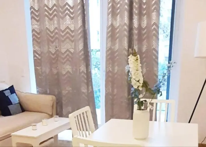 Apartment Gemuetliche In Zentrum Mit Terrasse